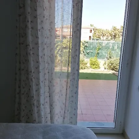 Apartamento Cris Y Juan Apartment *